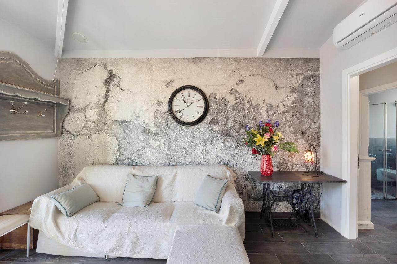 Casa Girasole 600 Mt Dal Mare Apartment Imperia Ngoại thất bức ảnh